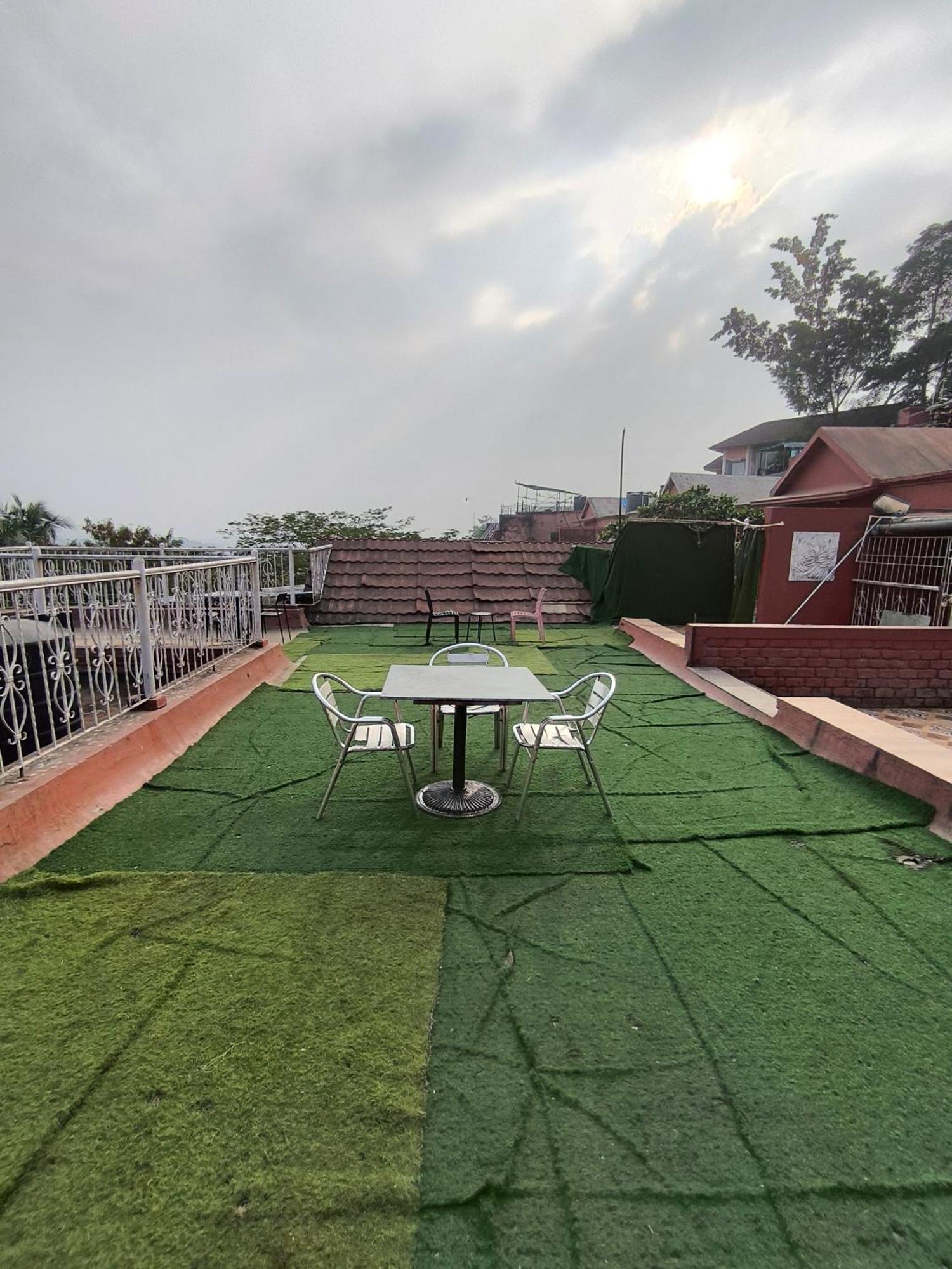 מומביי King Size Deck Villa מראה חיצוני תמונה