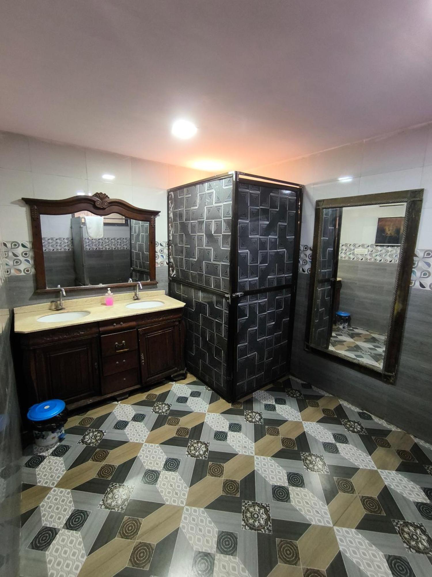 מומביי King Size Deck Villa מראה חיצוני תמונה